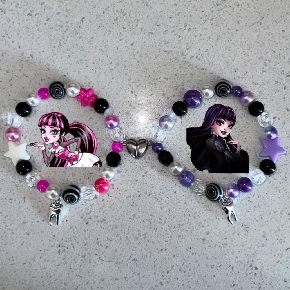 monster high draculaura & elissabat goth friendship bracelets